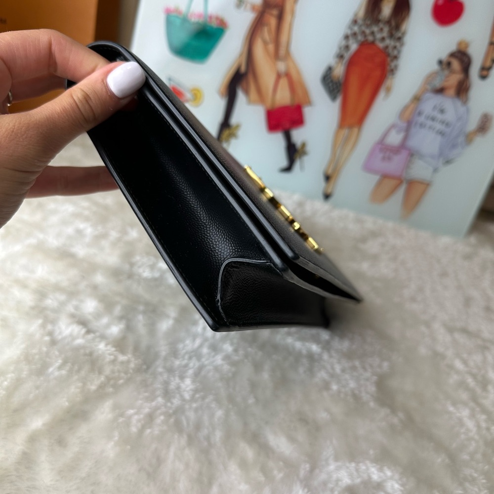 ❤️ysl clutch ❤️ - Picture 3 of 10